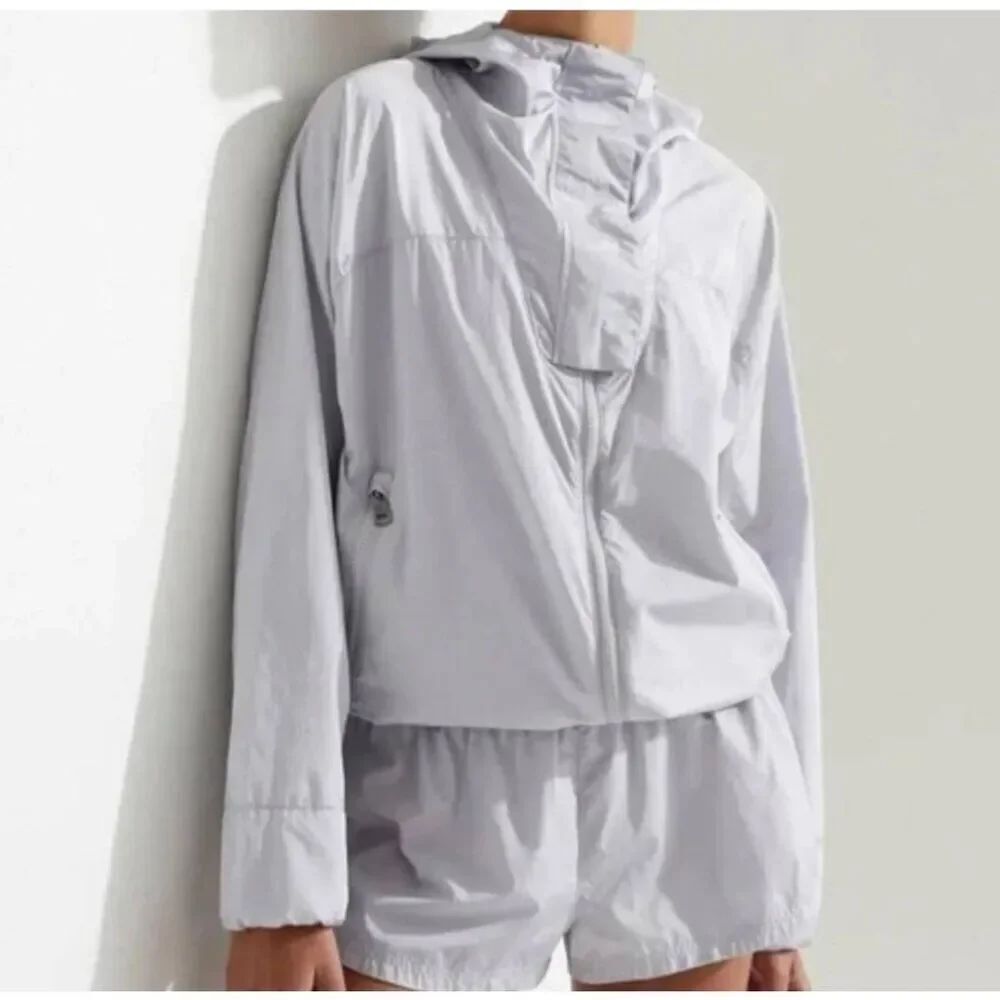 Varley Terrace Hooded Windbreaker Gray Size XS